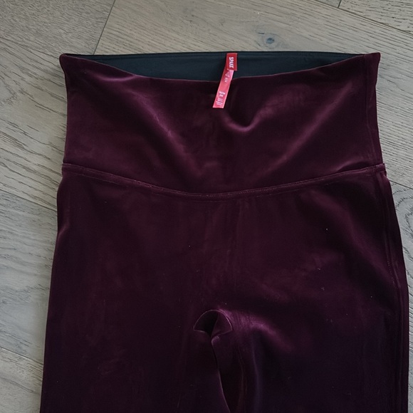Spanx size M maroon velour leggings - Picture 2 of 5